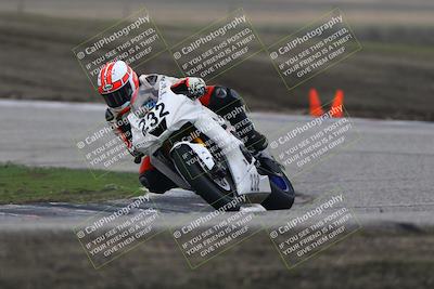 media/Nov-29-2025-TrackDaz (Sat) [[10ae2d9bce]]/B Group/Session 3 (Outside Grapevine)/